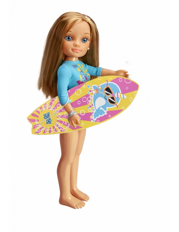 Nancy, Un Día Haciendo Surf